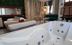 URBAN Premium Jacuzzi estudio céntrico